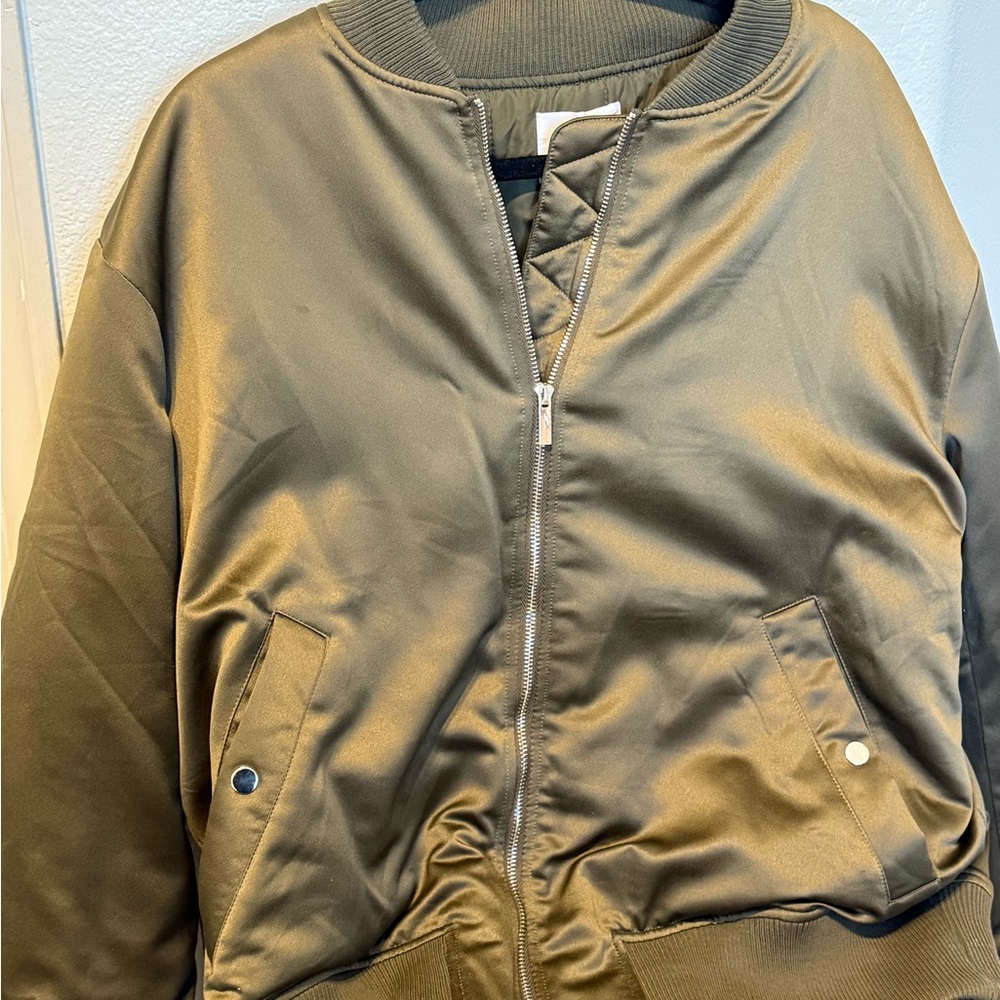 Green Bomber Jacket - Picture 5 of 6